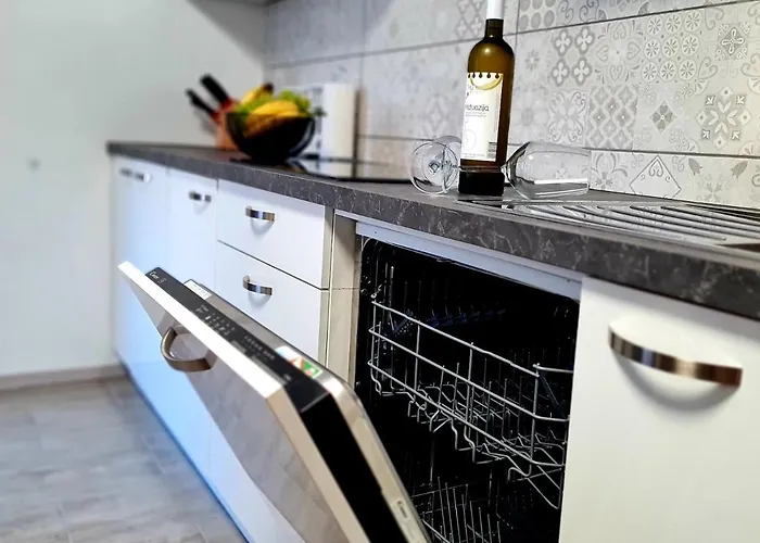 Apartment Freedom House *